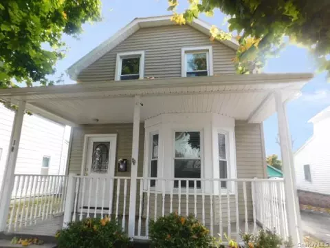 10 S Walnut St, Beacon, NY 12508