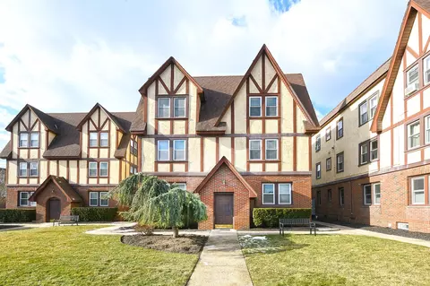 36 The Cres #10, Babylon, NY 11702