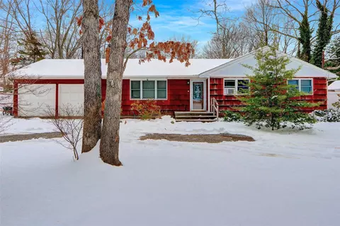 375 Miller Place Rd, Miller Place, NY 11764