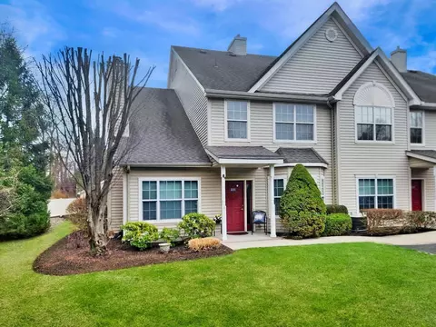 103 Battalion Dr, Stony Point, NY 10980