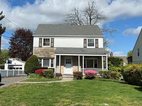 169 Gaylor Rd, Scarsdale, NY 10583