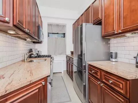 3840 Greystone Ave #BK, New York, NY 10463