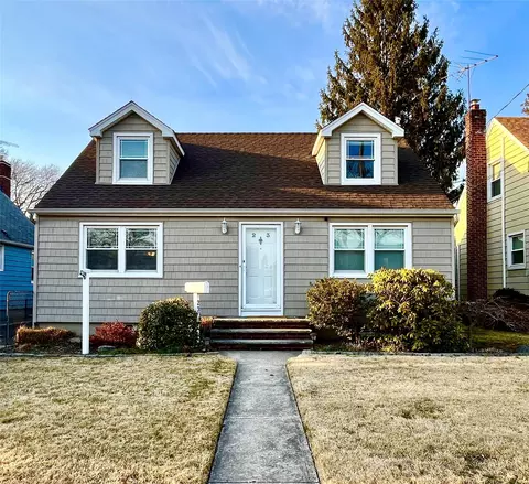 23 Broadway, North Hempstead, NY 11040