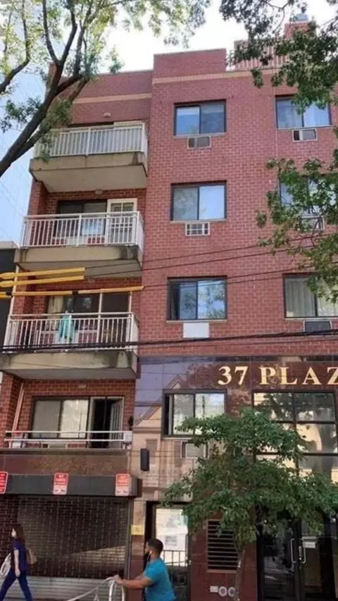 142-28 37th Ave #3B, New York, NY 11354
