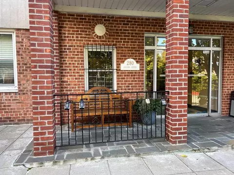 280 Collins Ave #5E, Mount Vernon, NY 10552