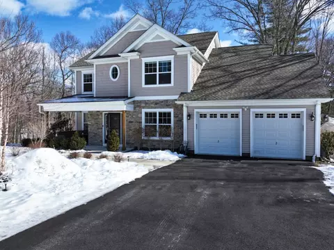 30 Knoll Crest Ct, Cornwall, NY 12518