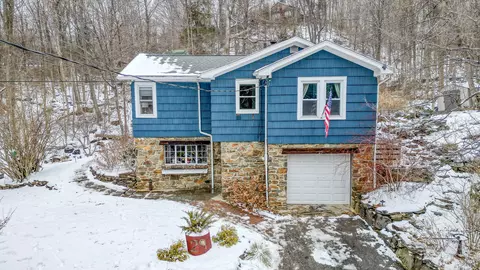 29 Riverview Trl, Cortlandt, NY 10520