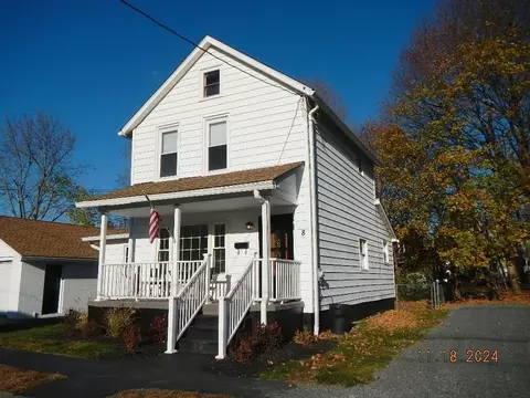 8 Mill St, Port Jervis, NY 12771