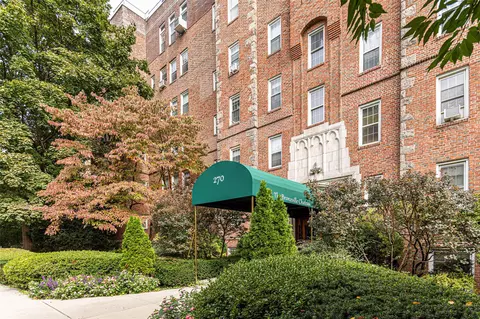 270 Bronxville Rd #A2, Yonkers, NY 10708