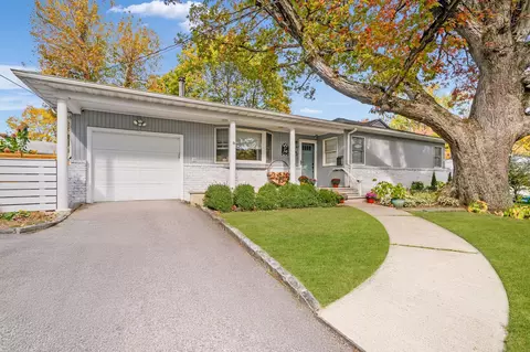 18 Dunham Rd, Greenburgh, NY 10530