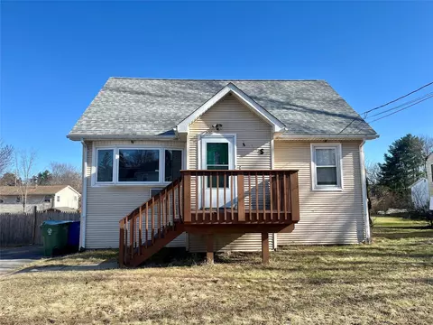 303 Wawayanda Ave, Middletown, NY 10940