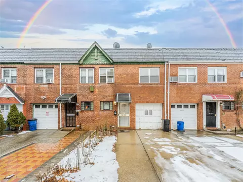 163-02 72nd Ave, New York, NY 11365