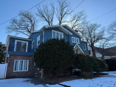 1012 Centennial Ave, Baldwin, NY 11510