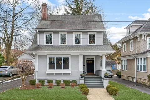 164 Harmon Ave, Pelham, NY 10803