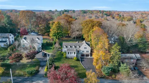 22 Bouton St, Lewisboro, NY 10590