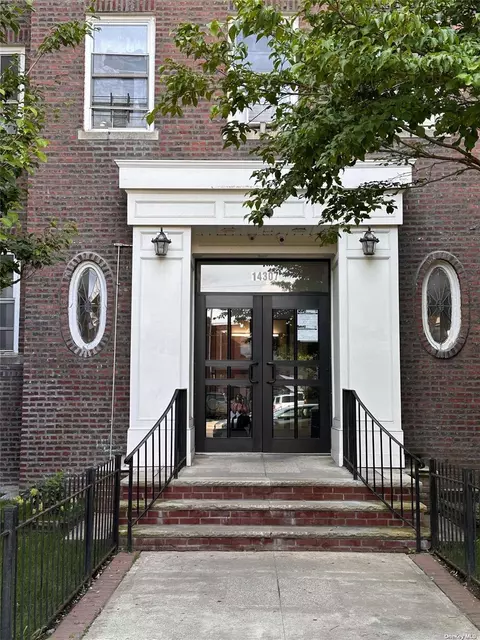 143-07 Sanford Ave #3D, New York, NY 11355