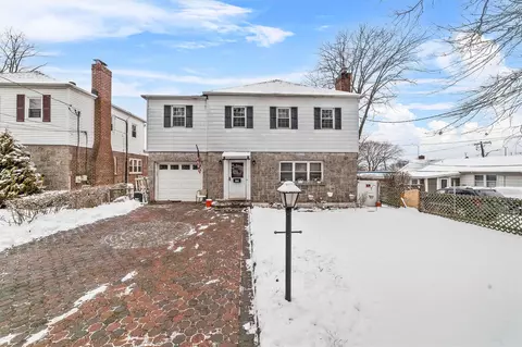 139 Midland Ter, Yonkers, NY 10704