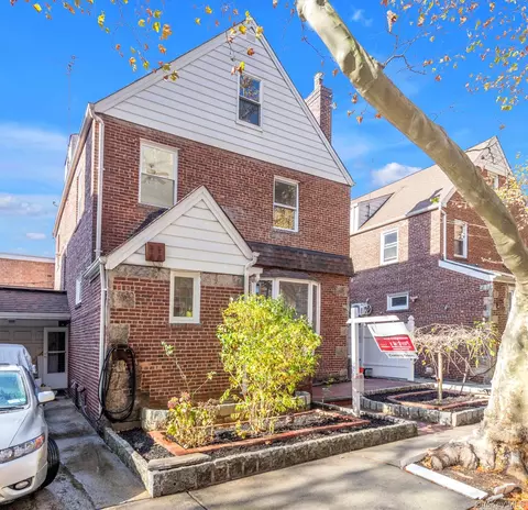 36-20 167th St, New York, NY 11358