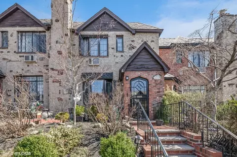 4613 193rd St, Flushing, NY 11358