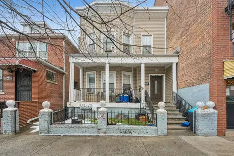 2423 Frisby Ave, New York, NY 10461
