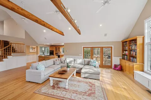 31 Tredwell Ln, Sag Harbor, NY 11963