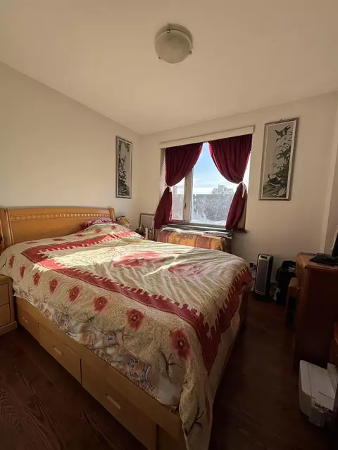 132-03 Sanford Ave #7D, New York, NY 11355