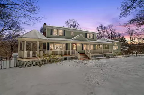 2414 Ridge St, Yorktown, NY 10598