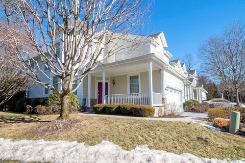 2 Baltusrol Ct, Cortlandt, NY 10567