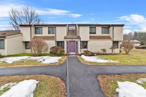 46 Jefferson Oval #B, Yorktown, NY 10598
