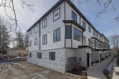 151 Blauvelt Rd #212, Ramapo, NY 10952