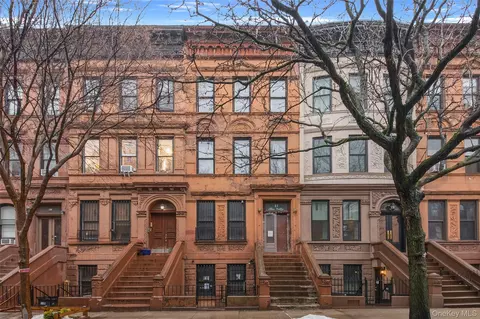 81 W 119th St, New York, NY 10026
