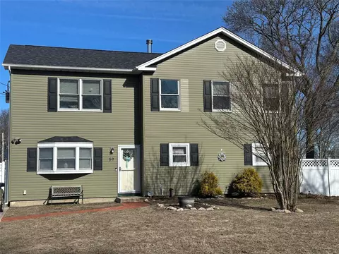 59 Arpage Dr E, Shirley, NY 11967