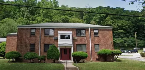 19 Lawrence Dr #C, White Plains, NY 10603