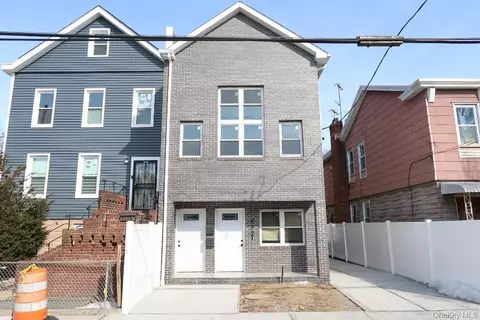 9521 89th St, New York, NY 11416
