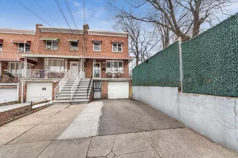 4831 Wilder Ave, New York, NY 10470