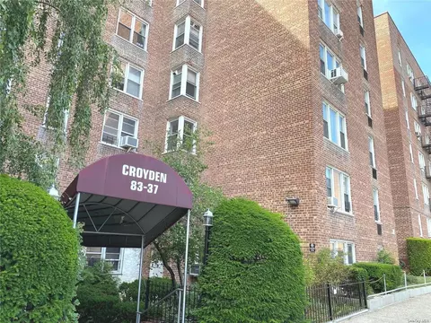 83-37 St James Ave #1K, New York, NY 11373