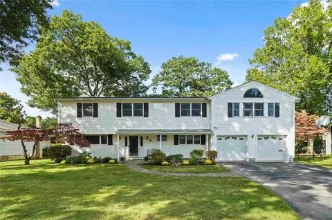 24 Southern Rd, Greenburgh, NY 10530