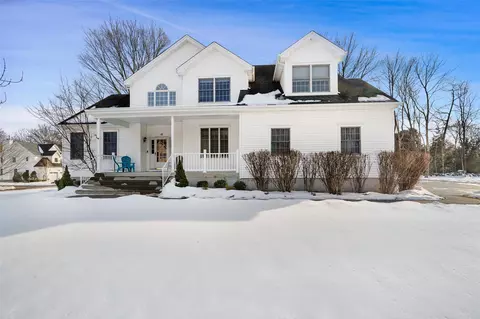 46 Loomis Dr, Baldwin Place, NY 10505