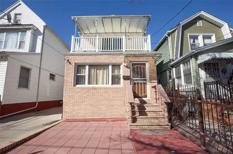 10805 103rd Ave, New York, NY 11419
