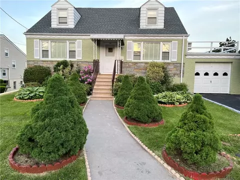 36 Canterbury Rd, Yonkers, NY 10704
