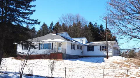 2 Water St, Hudson, NY 12534