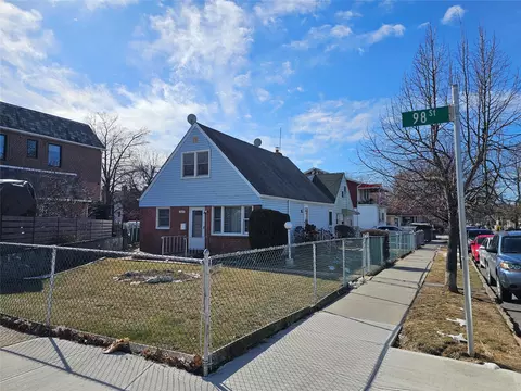 2402 98th St, New York, NY 11369