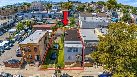 14-16 128th St, New York, NY 11356