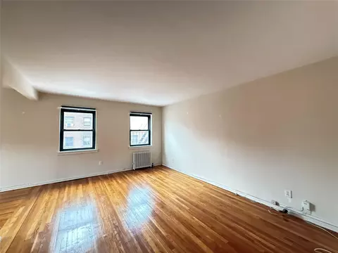 47-34 217th St #2B, Bayside, NY 11361