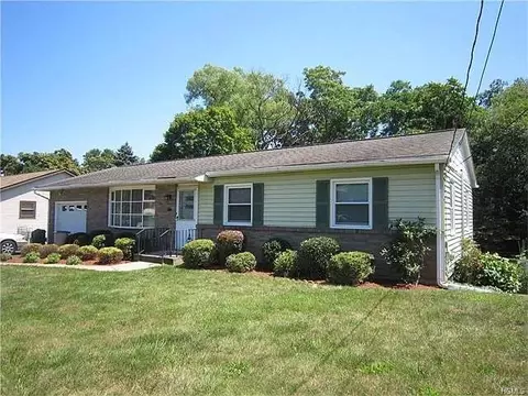 243 Garden St, New Windsor, NY 12553