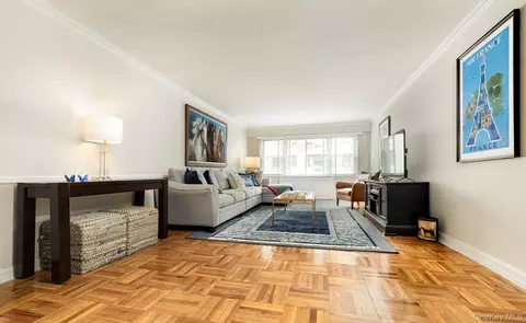 333 E 66th St #9D, New York, NY 10065