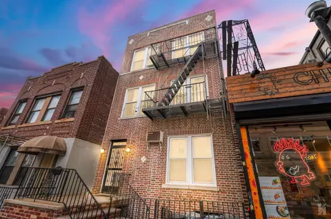 32-10 35th St, New York, NY 11106