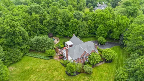 29 Benson Point Ct, Stony Point, NY 10980