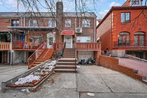 6644 Thornton Pl, New York, NY 11374