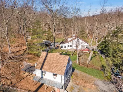 461 Yorktown Rd, Cortlandt, NY 10520